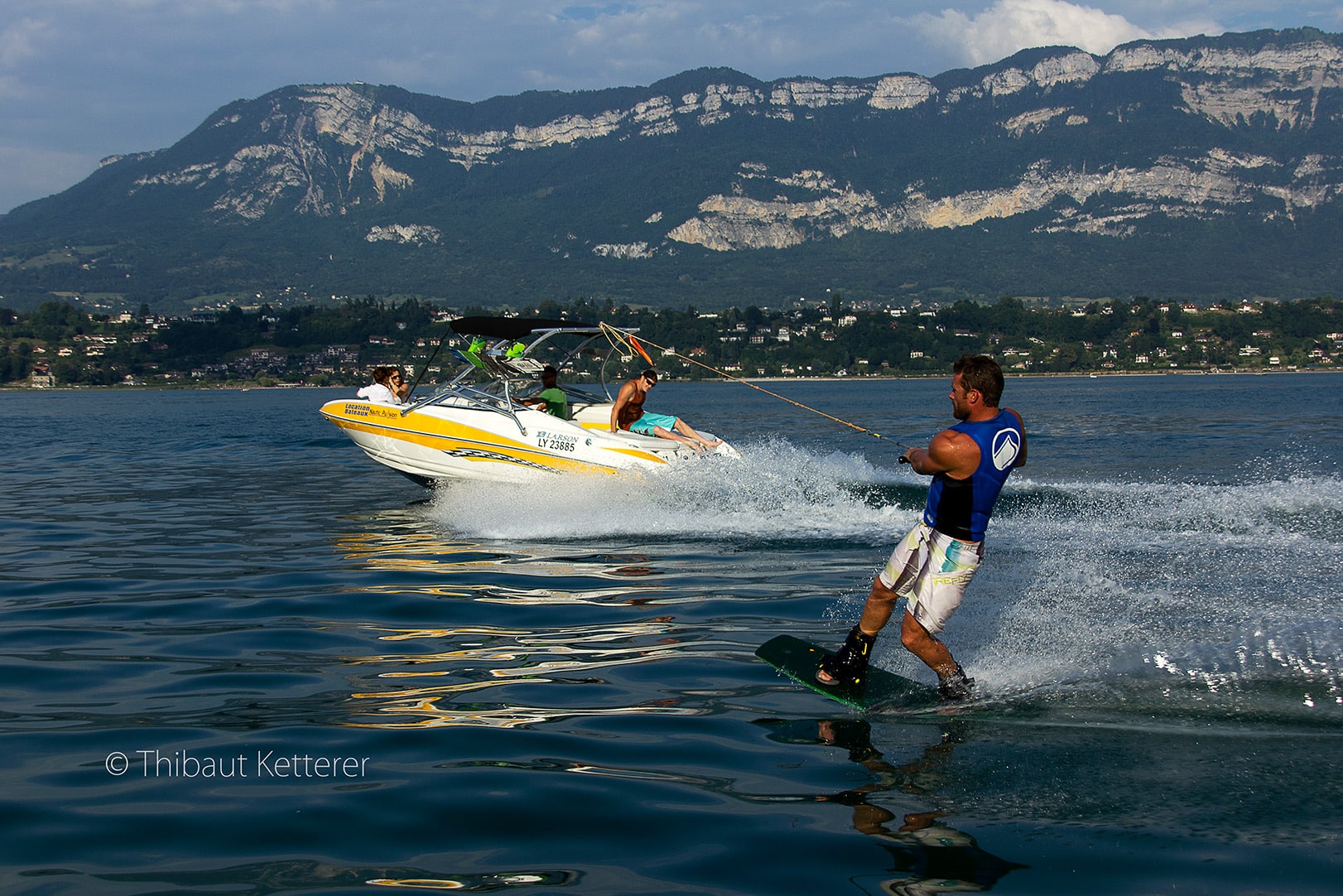 Location bateau avec permis Lac du Bourget Nautic Pulsion